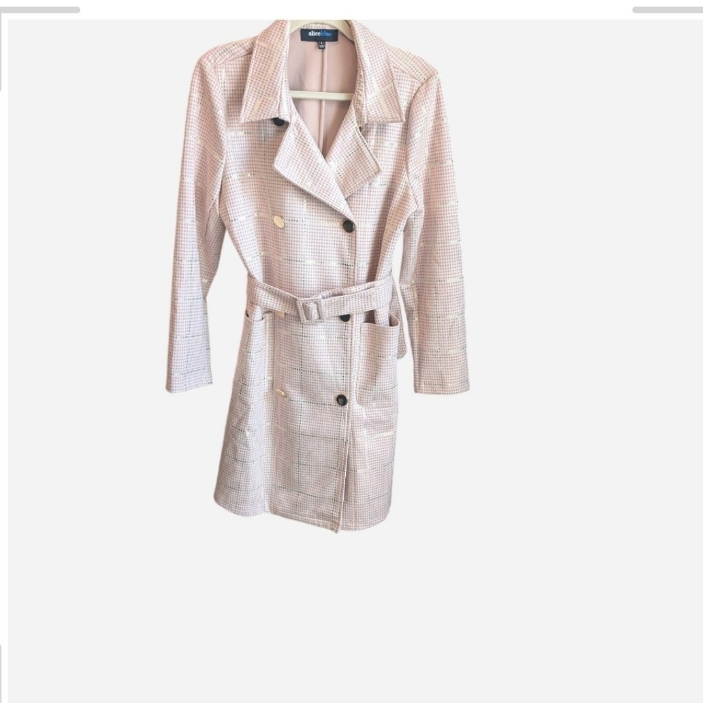 Alice Blue Taupe Garment - Picture 3 of 12